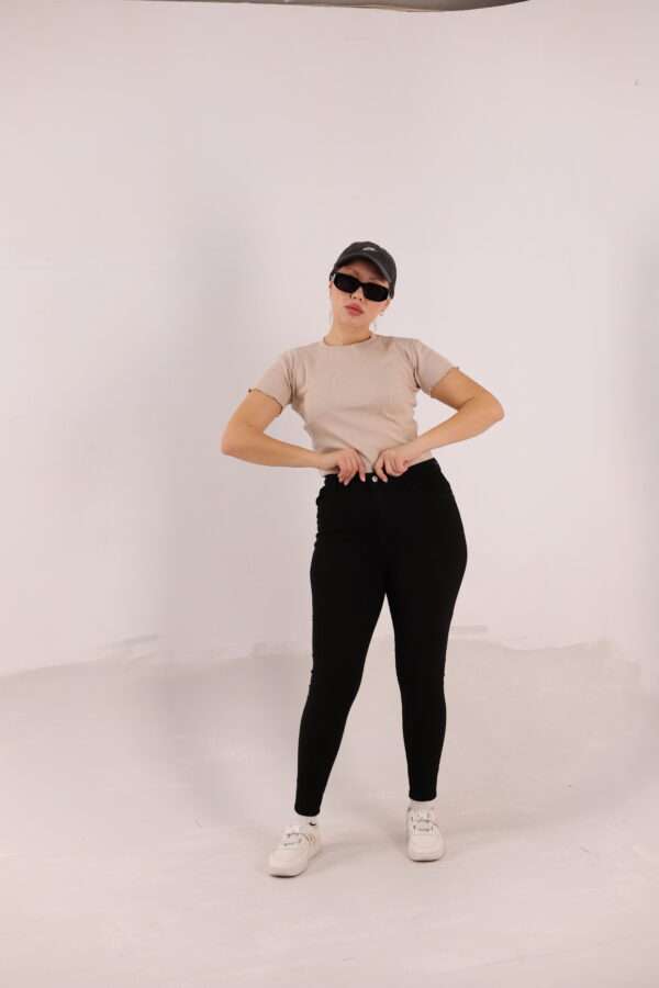 Skinny ( Black ) - Image 4